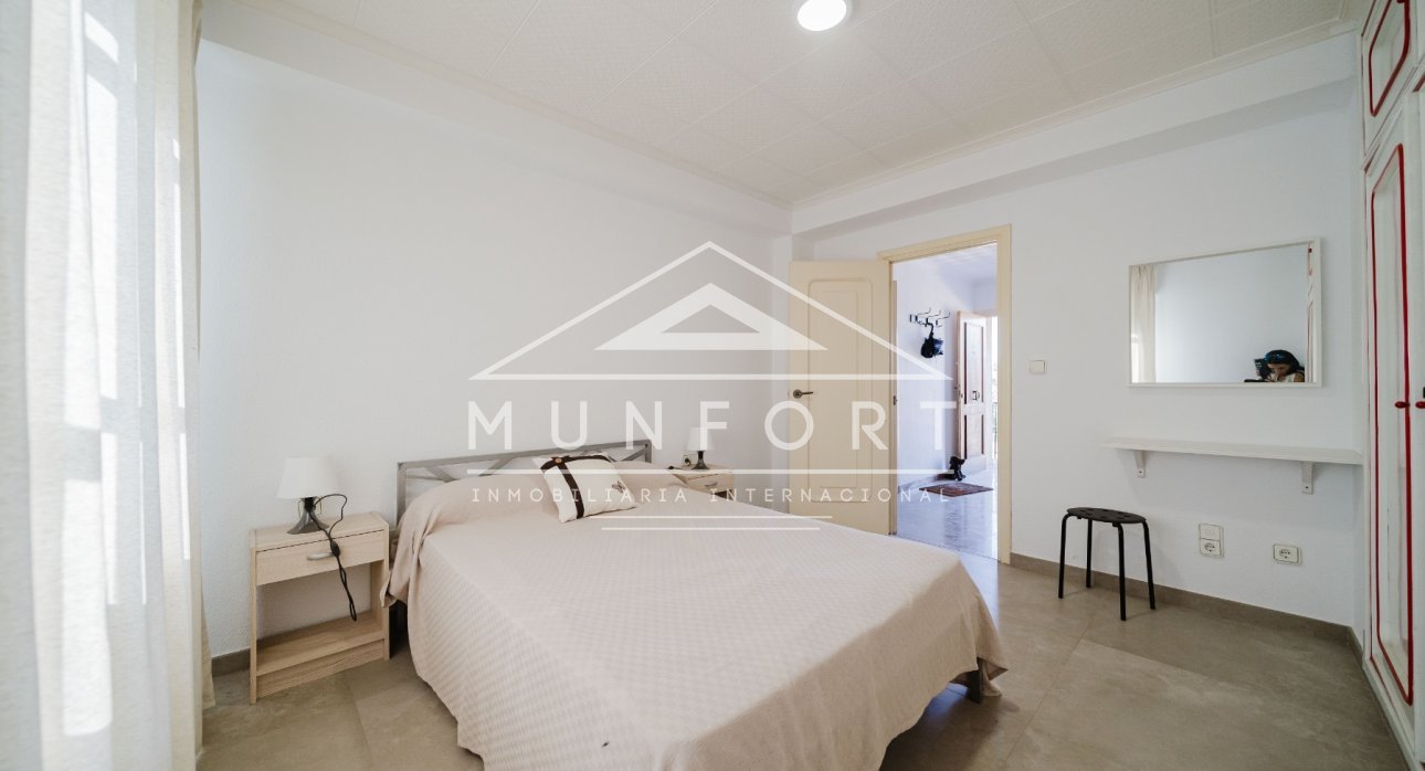 Resale - Country Houses -
ALICANTE - Alicante