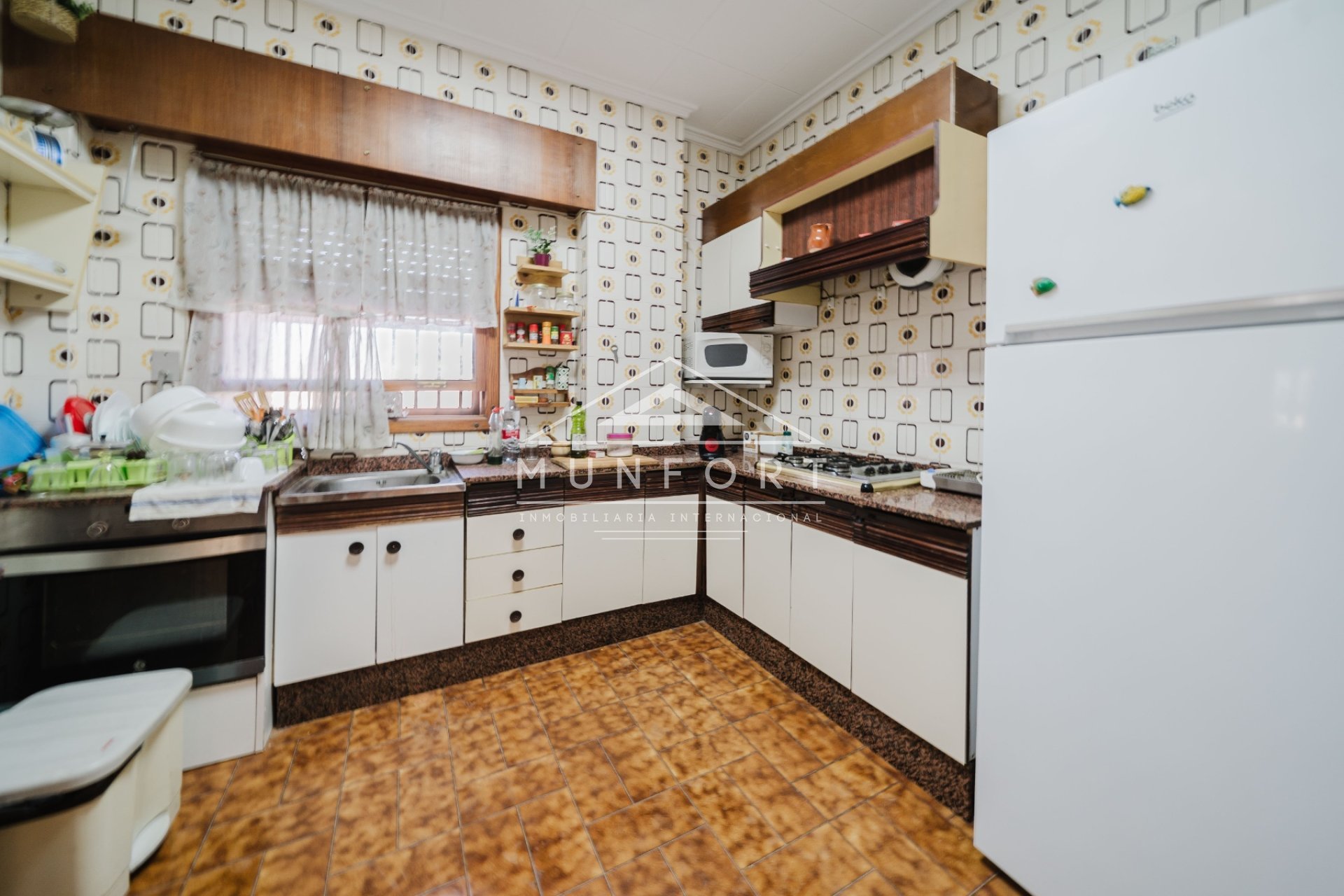 Resale - Country Houses -
ALICANTE - Alicante