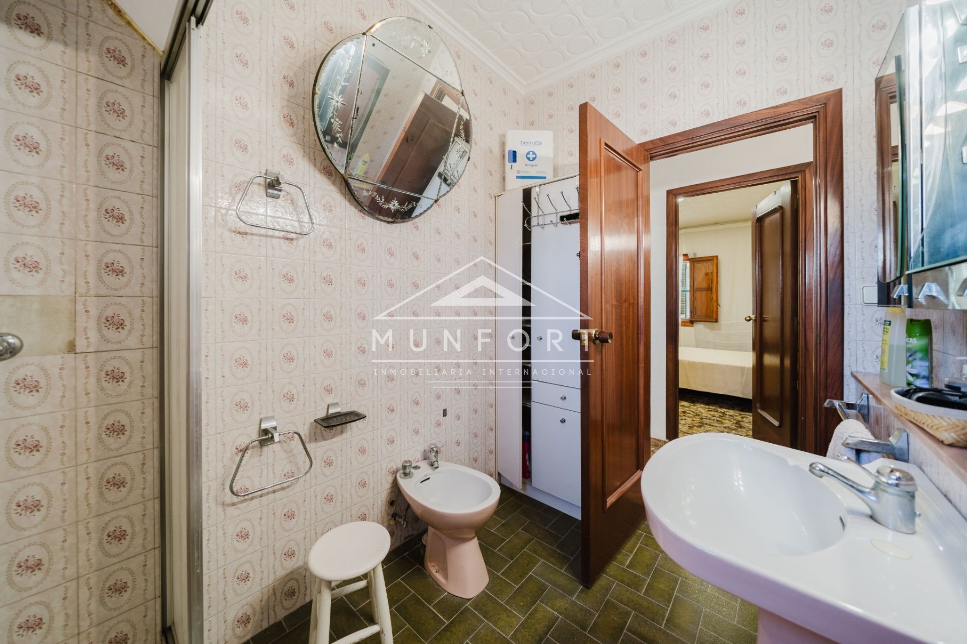 Resale - Country Houses -
ALICANTE - Alicante