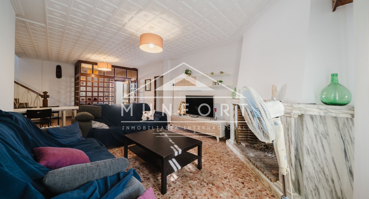 Resale - Country Houses -
ALICANTE - Alicante