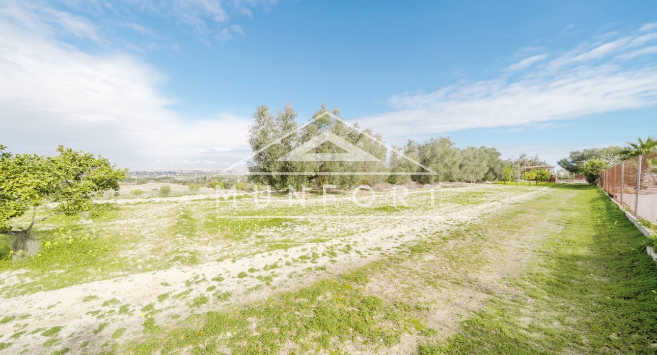 Resale - Country Houses -
Guardamar del Segura