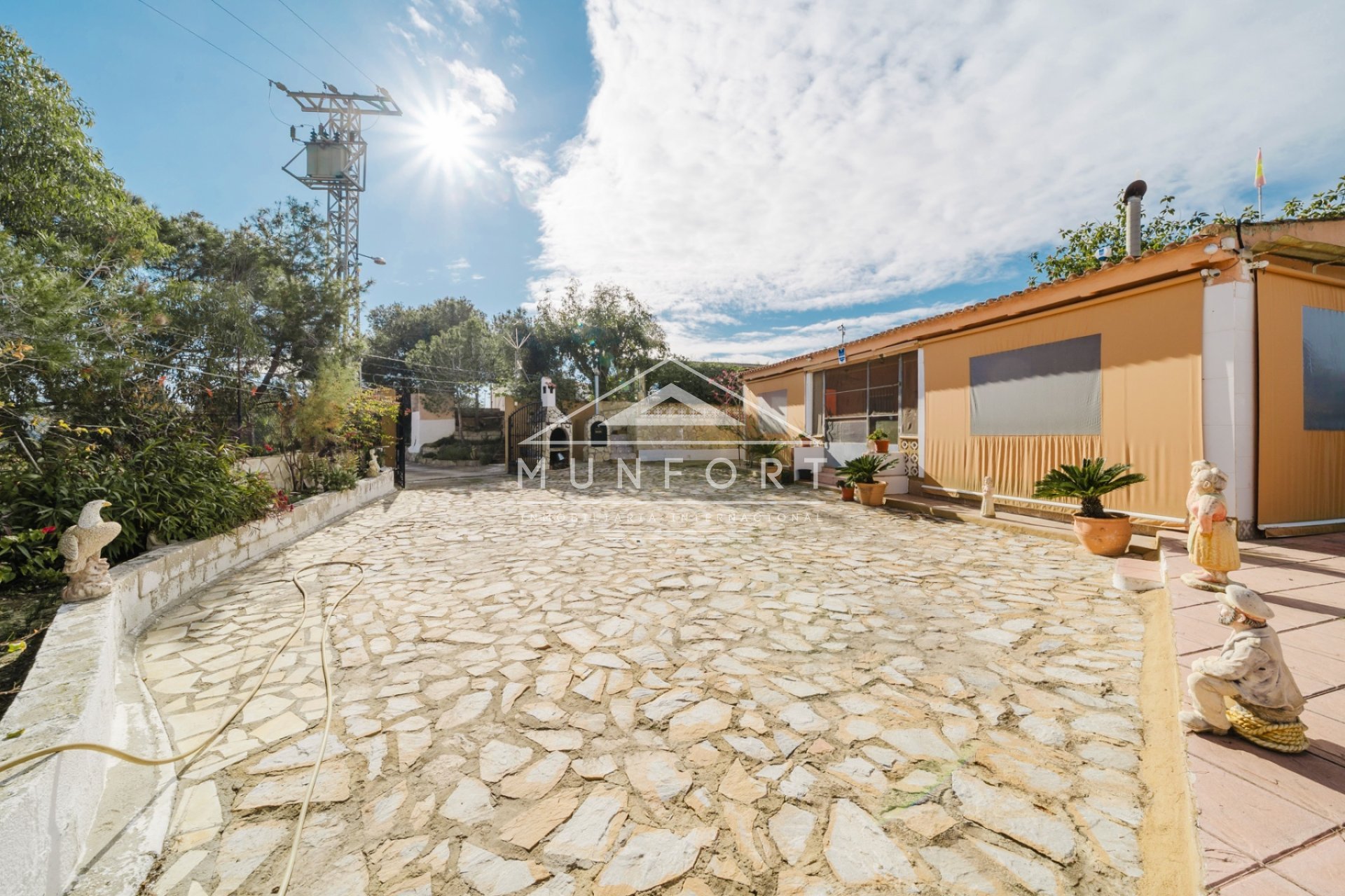 Resale - Country Houses -
Guardamar del Segura