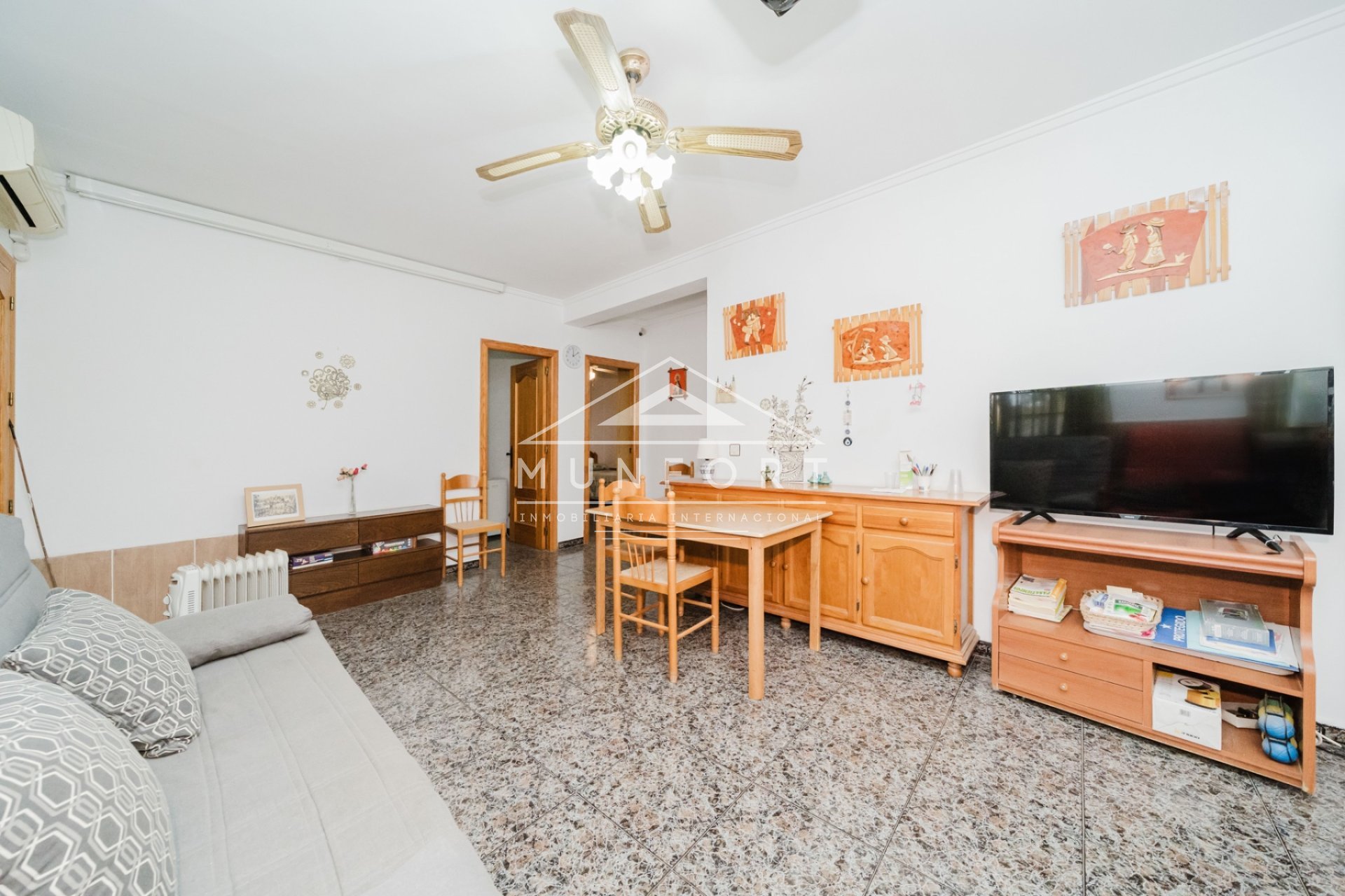 Resale - Country Houses -
Guardamar del Segura