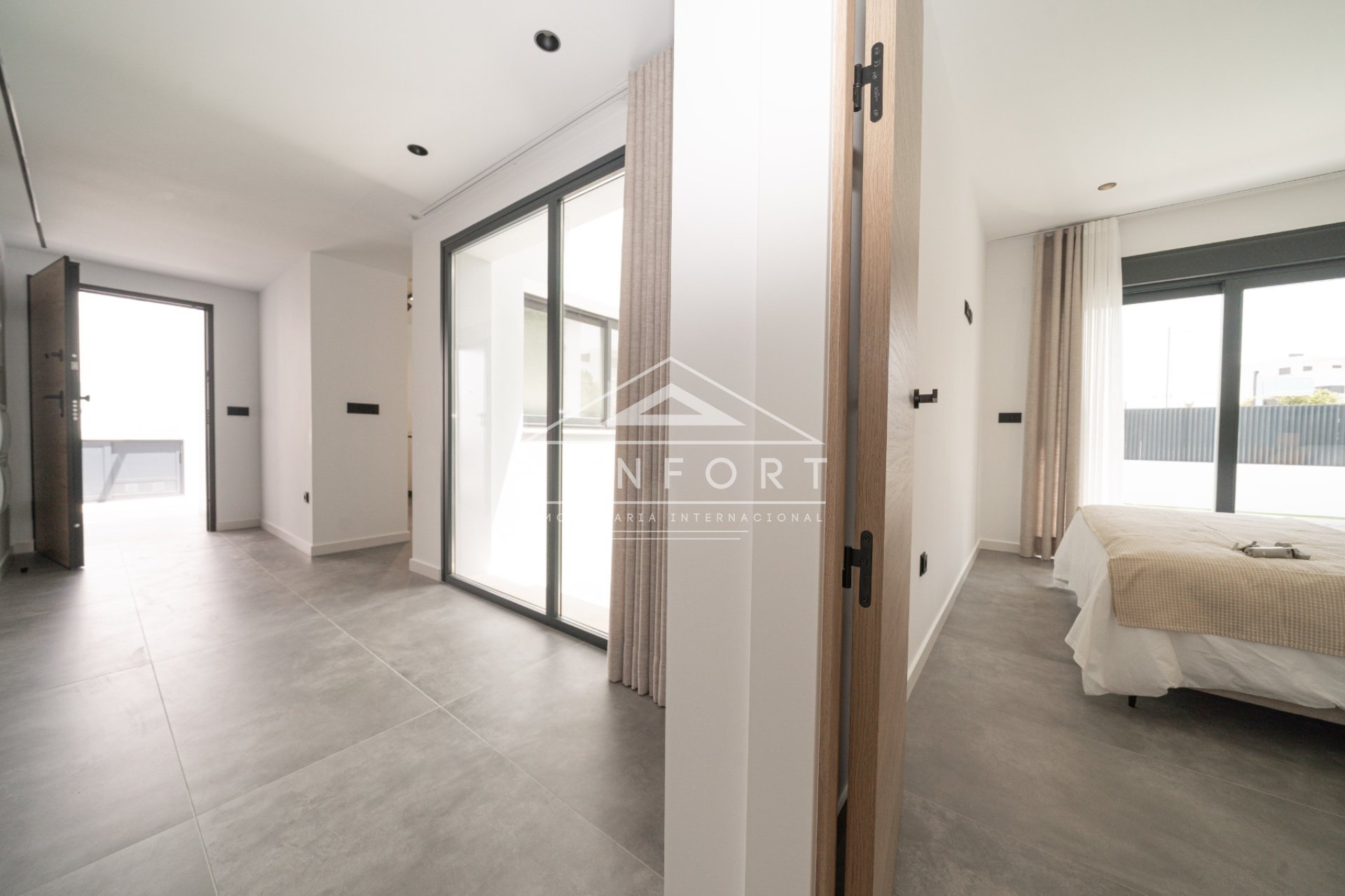 Resale - Luxury Villas -
Alcázares, Los - Los Alc&aacute;zares