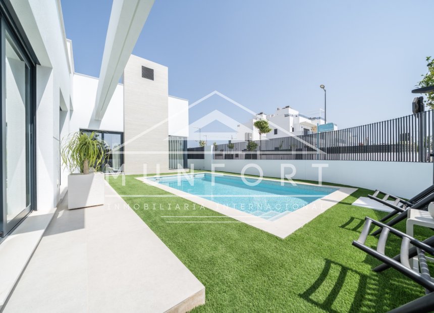 Resale - Luxury Villas -
Alcázares, Los - Los Alc&aacute;zares