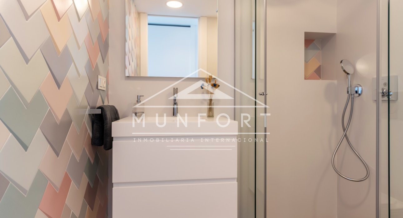 Resale - Luxury Villas -
Altea