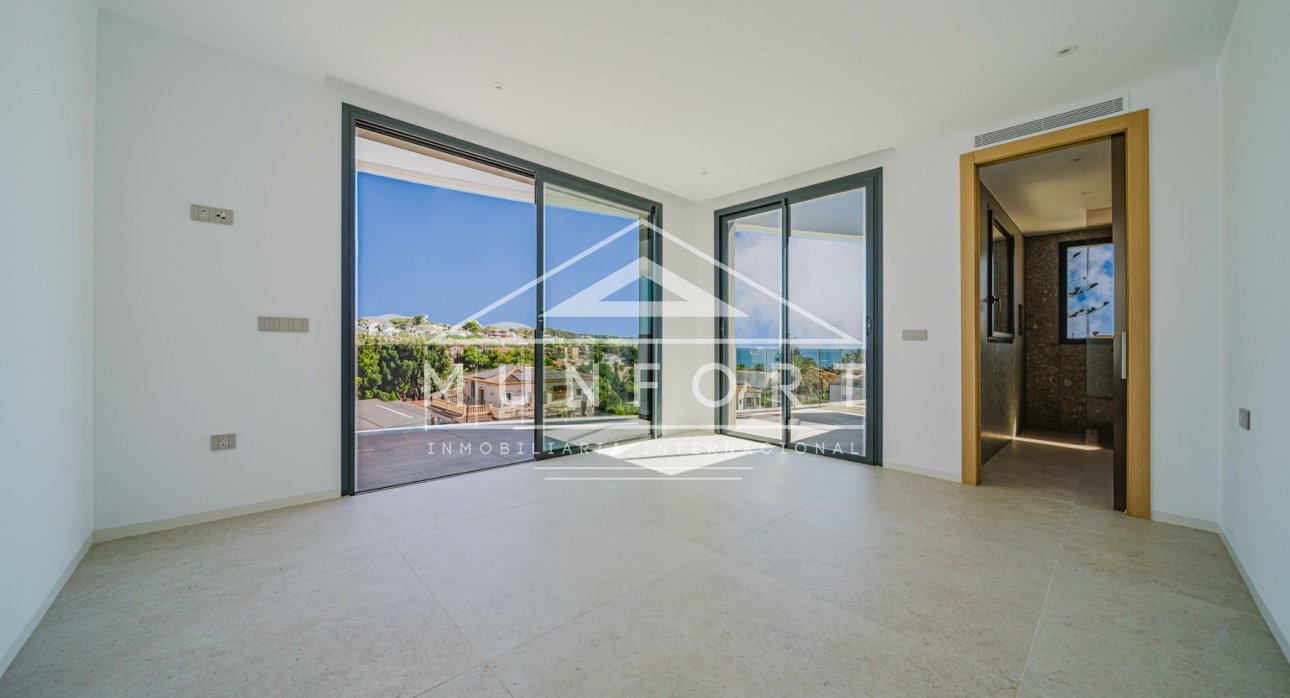 Resale - Luxury Villas -
Benissa