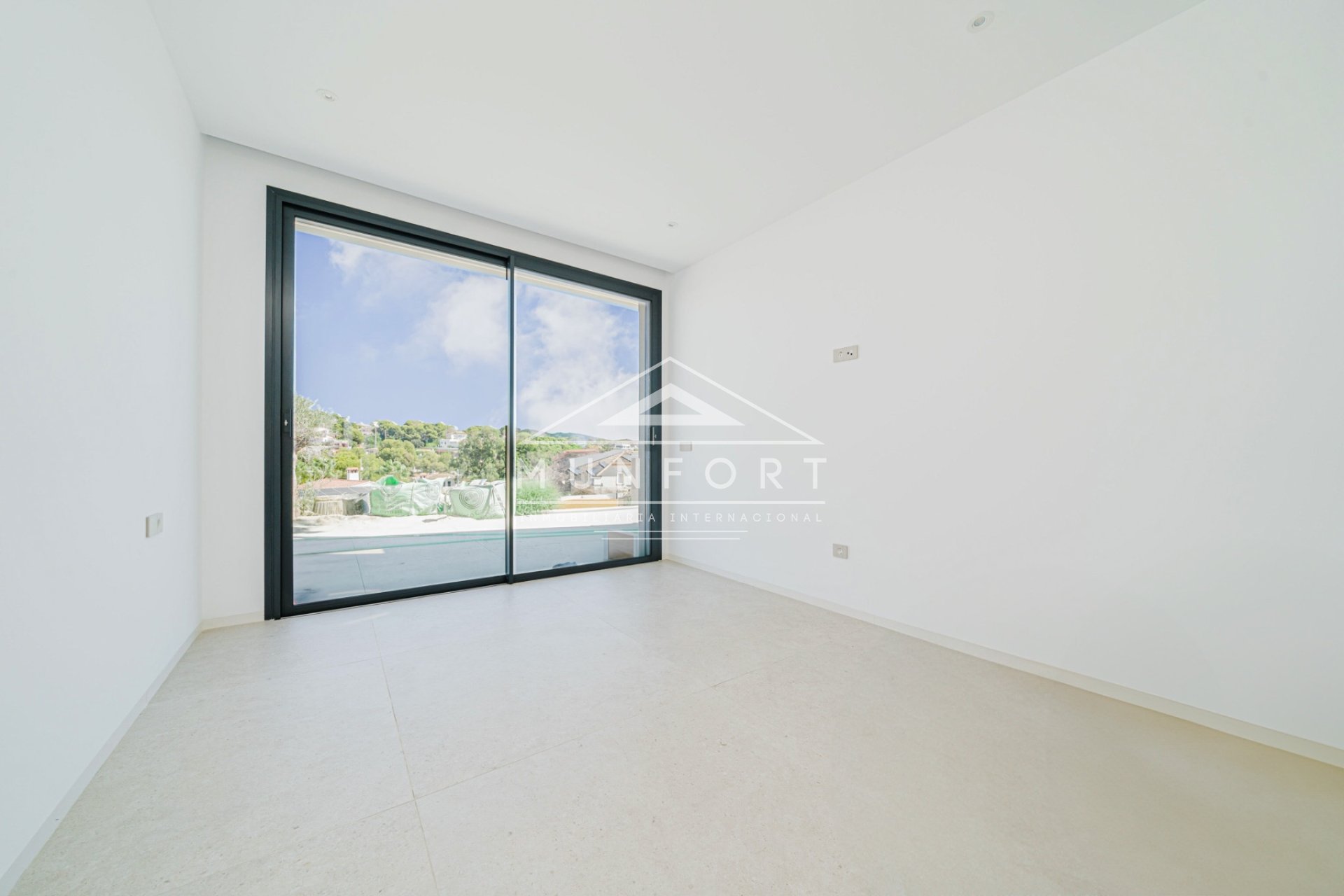 Resale - Luxury Villas -
Benissa