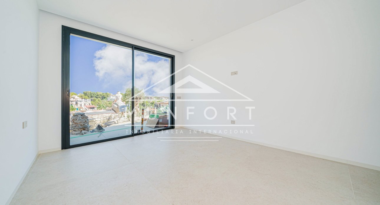 Resale - Luxury Villas -
Benissa