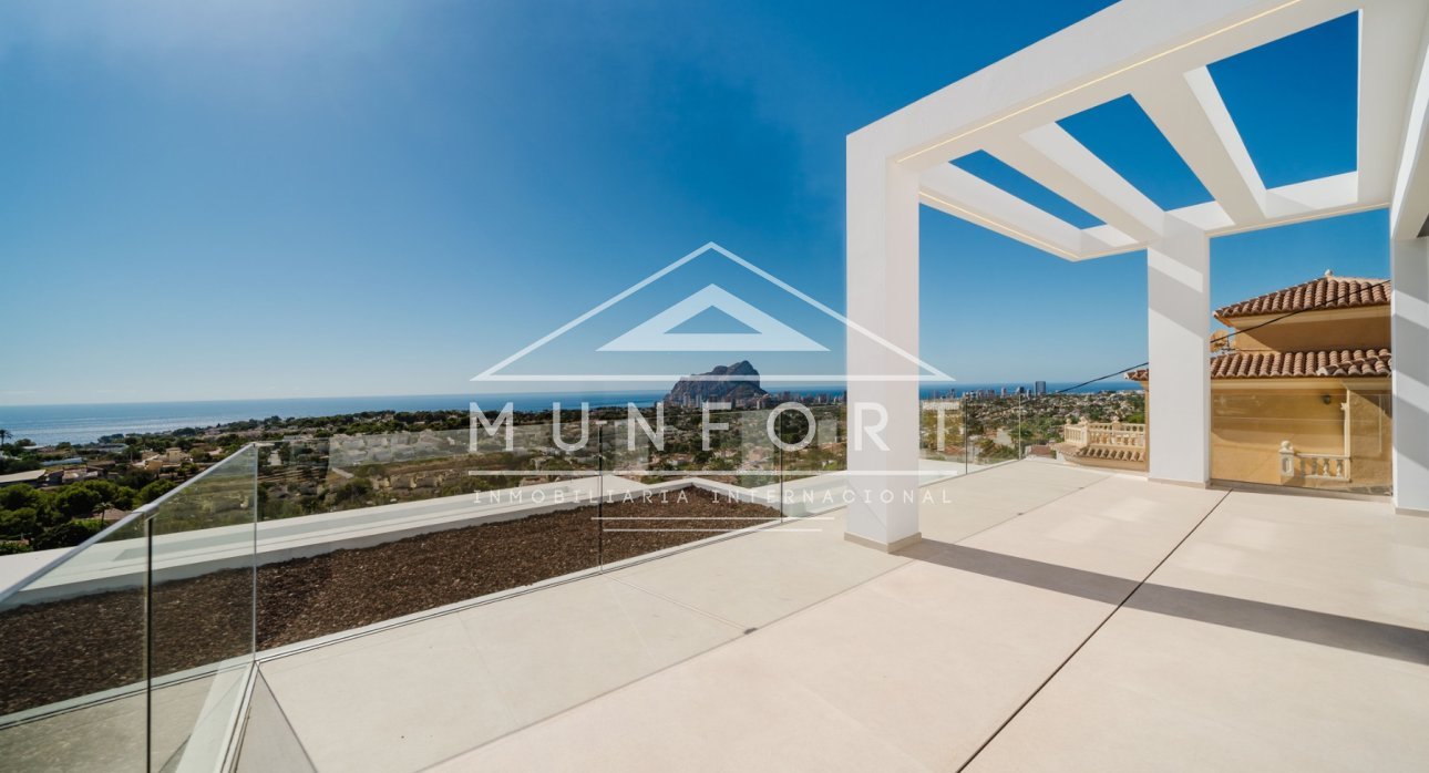 Resale - Luxury Villas -
Calpe