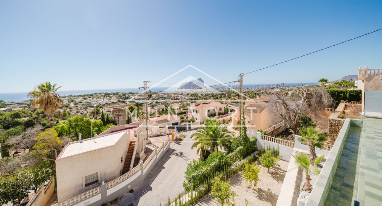 Resale - Luxury Villas -
Calpe