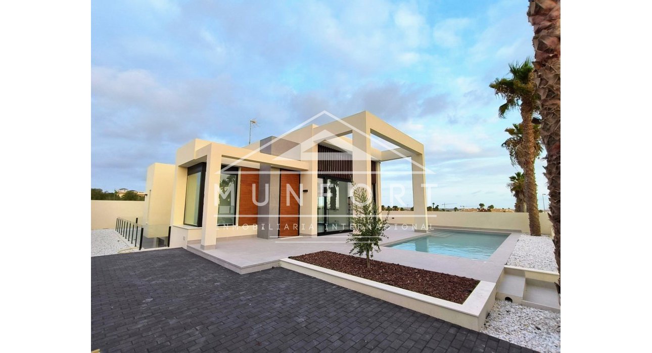 Resale - Luxury Villas -
Ciudad Quesada