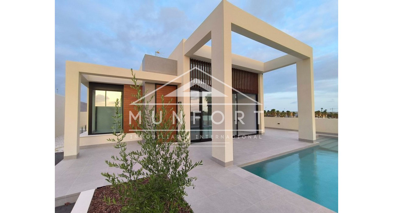 Resale - Luxury Villas -
Ciudad Quesada