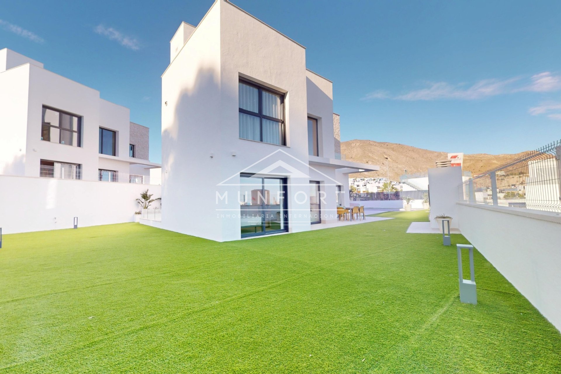 Resale - Luxury Villas -
Finestrat - Balcón de Finestrat