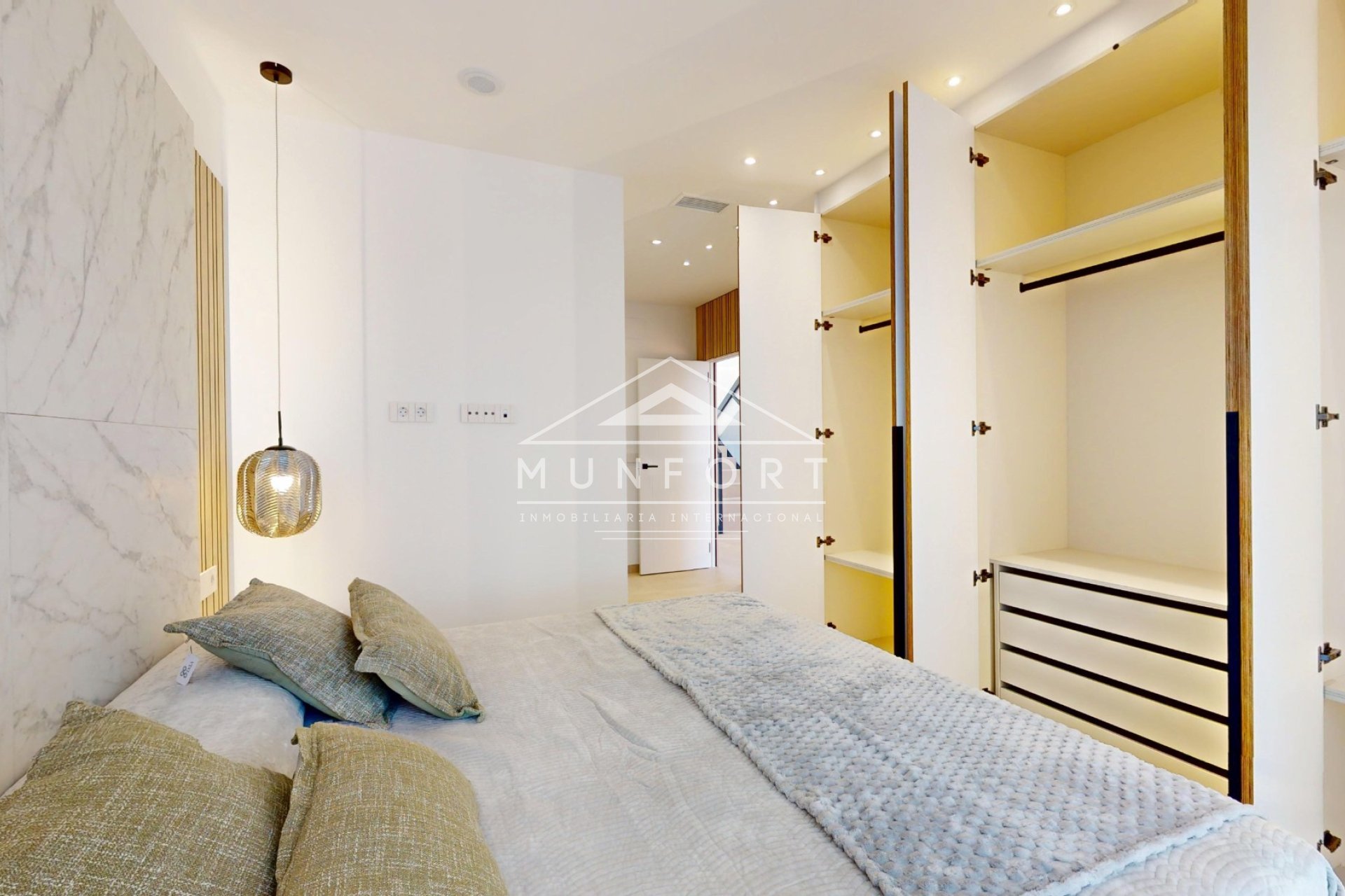 Resale - Luxury Villas -
Finestrat - Balcón de Finestrat