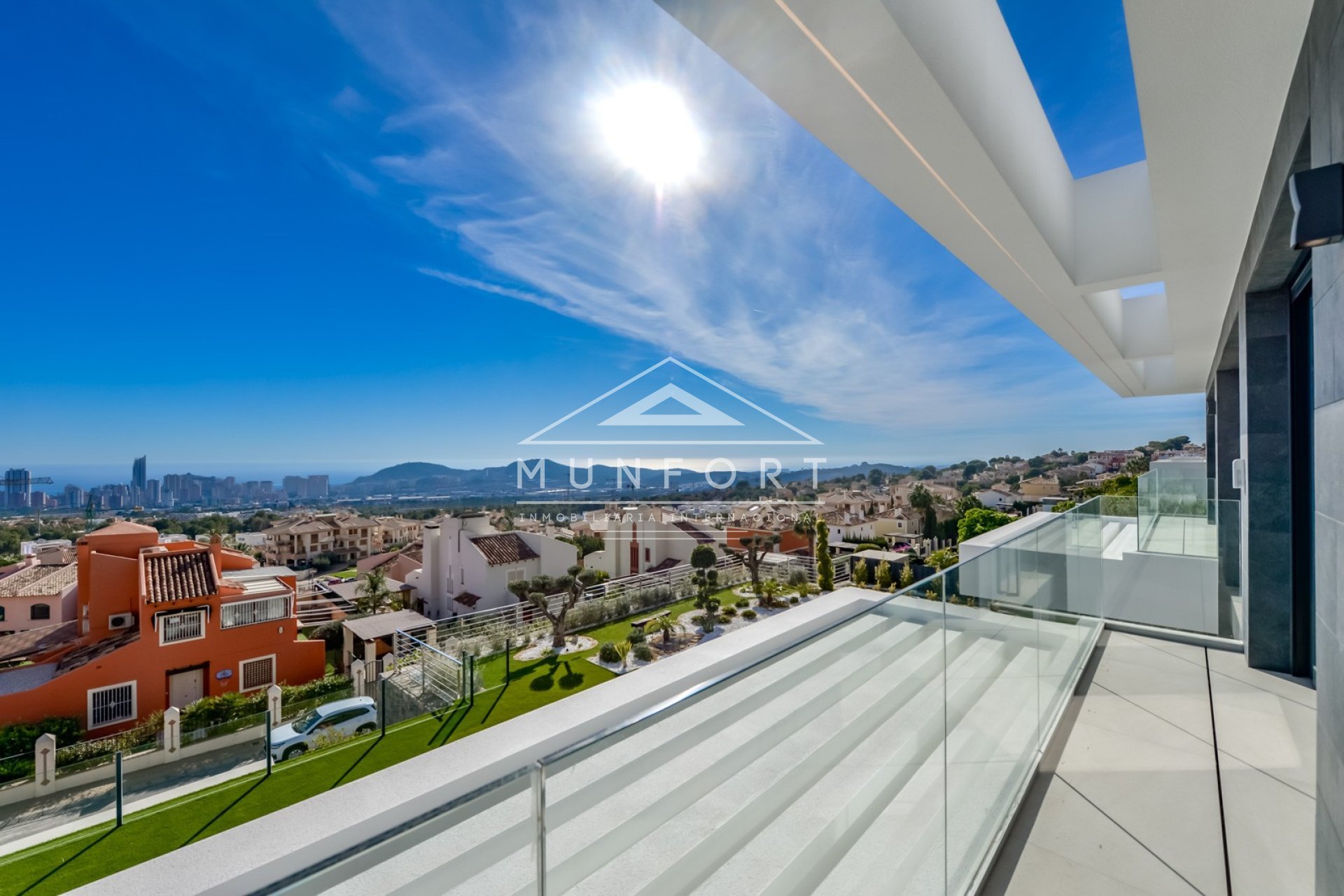 Resale - Luxury Villas -
Finestrat - Sierra Cortina