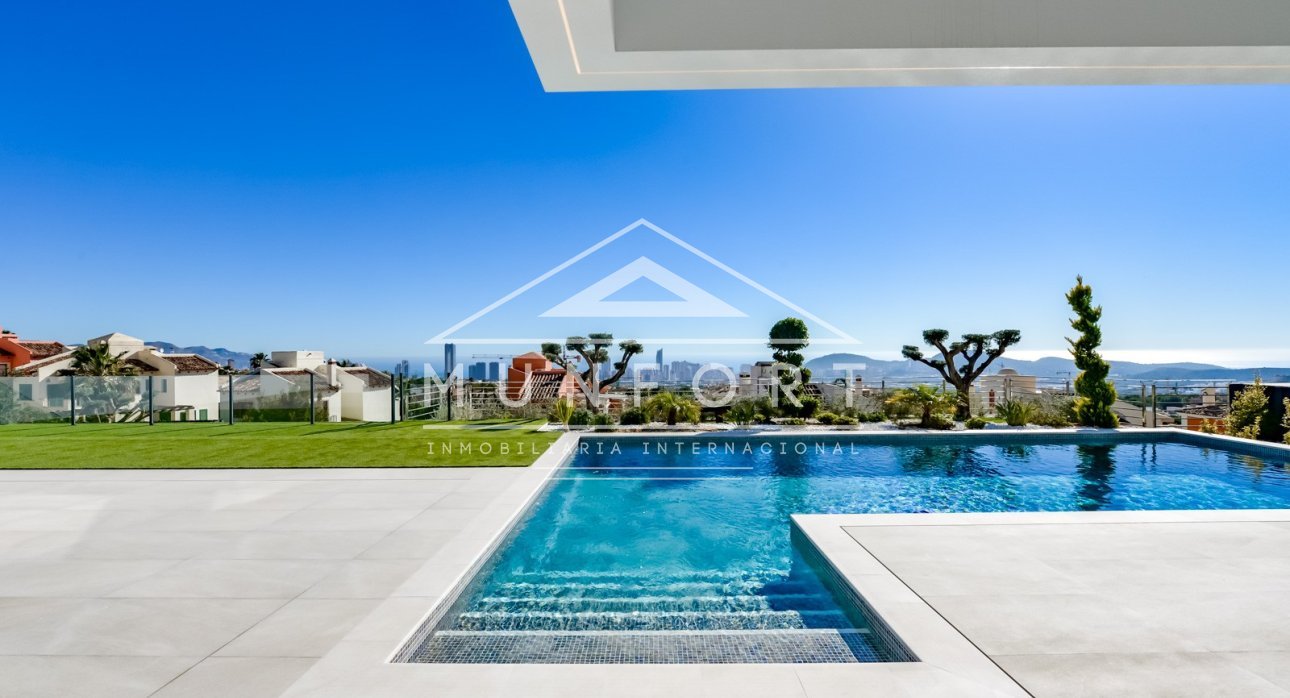 Resale - Luxury Villas -
Finestrat - Sierra Cortina