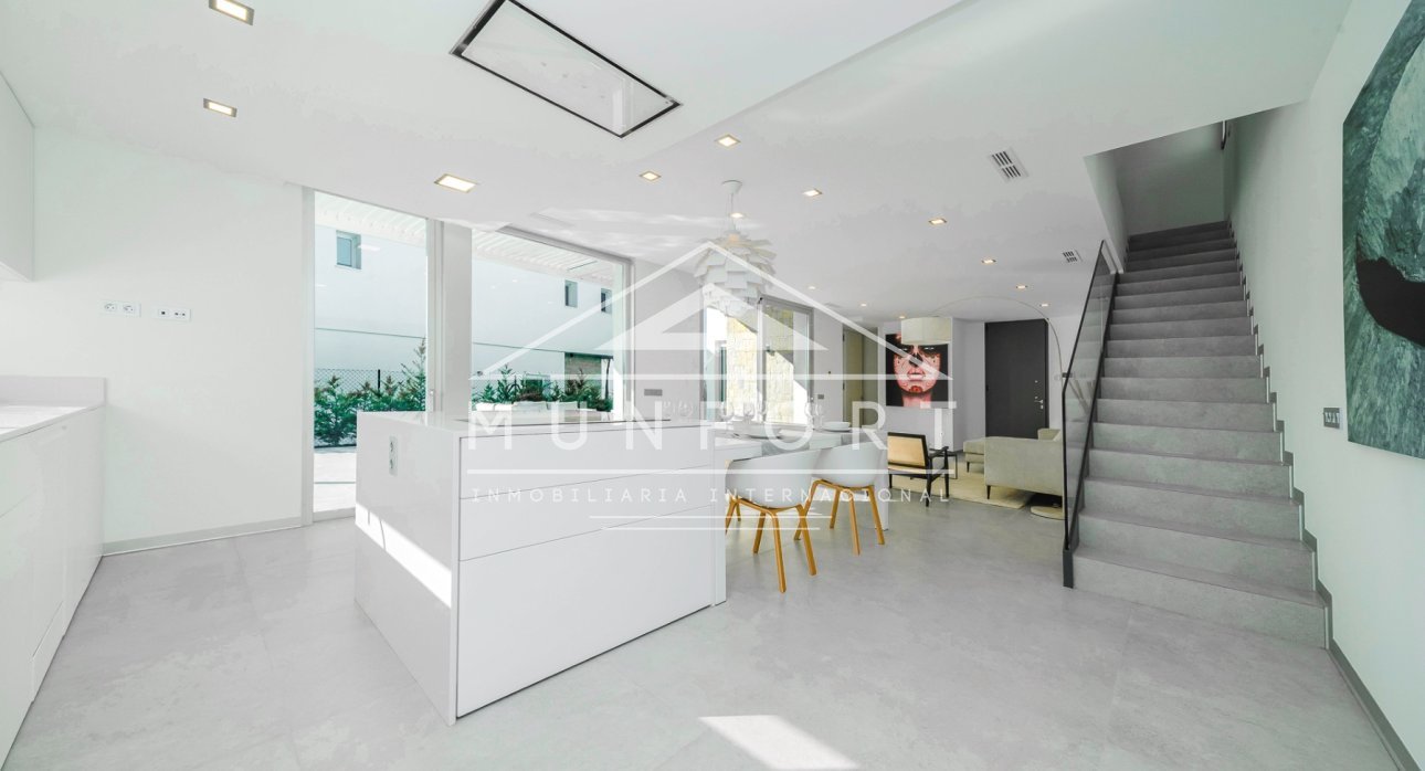 Resale - Luxury Villas -
Finestrat - Sierra Cortina