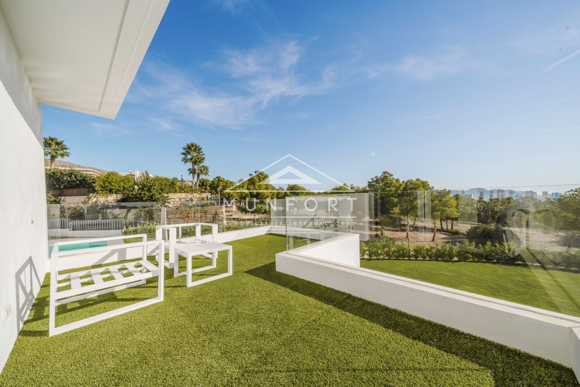 Resale - Luxury Villas -
Finestrat - Sierra Cortina