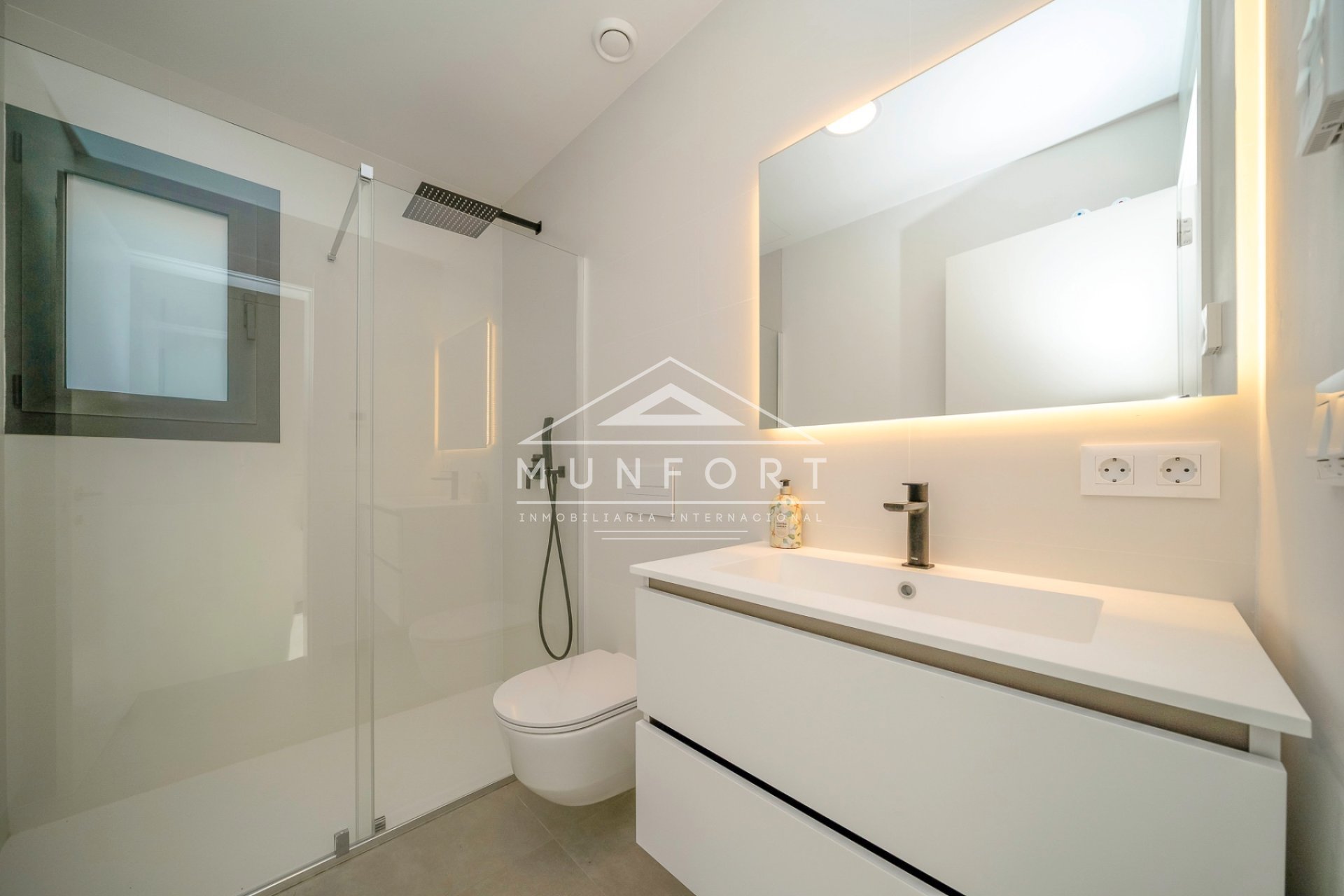 Resale - Luxury Villas -
Finestrat - Sierra Cortina