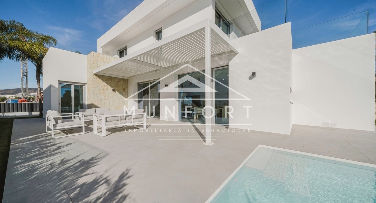 Resale - Luxury Villas -
Finestrat - Sierra Cortina