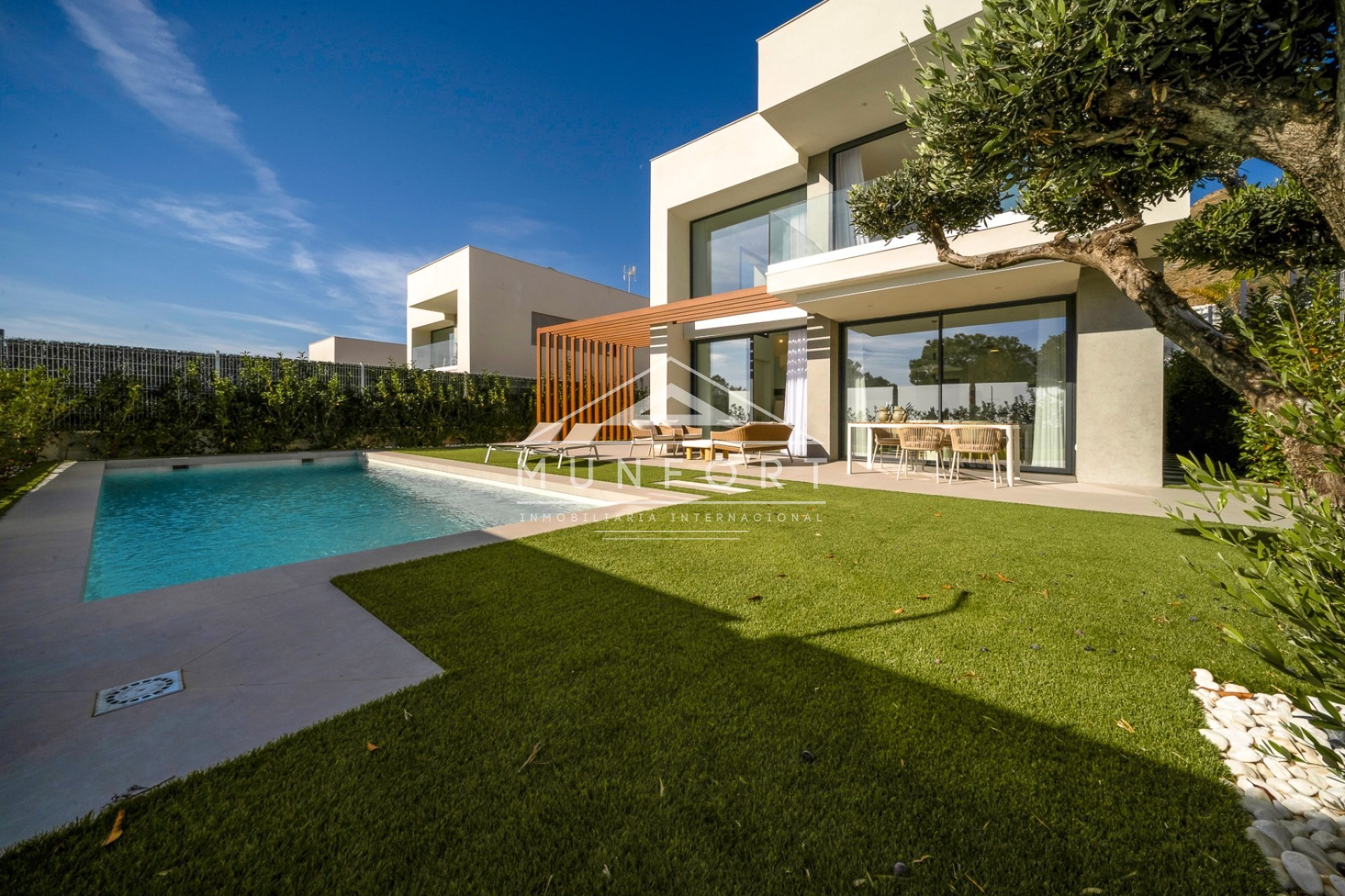 Resale - Luxury Villas -
Finestrat - Sierra Cortina
