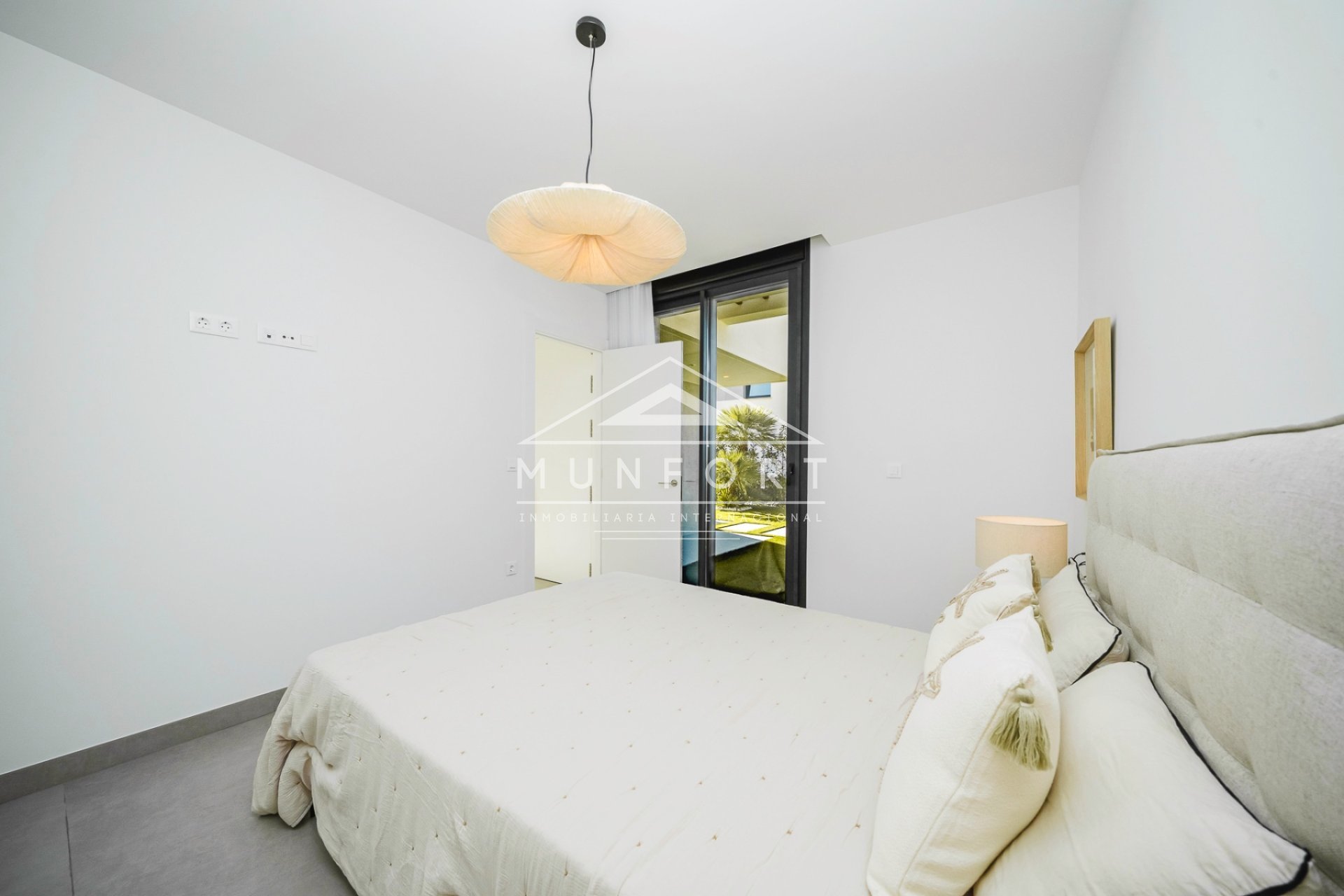 Resale - Luxury Villas -
Finestrat - Sierra Cortina