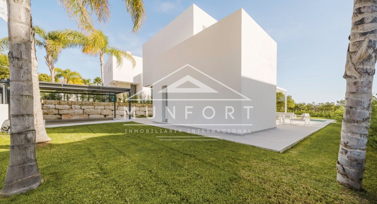 Resale - Luxury Villas -
Finestrat - Sierra Cortina