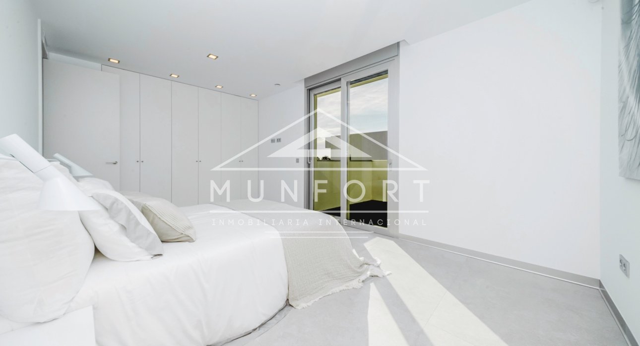 Resale - Luxury Villas -
Finestrat - Sierra Cortina