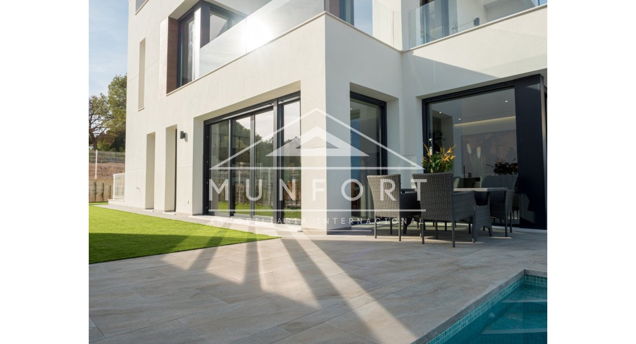 Resale - Luxury Villas -
Finestrat