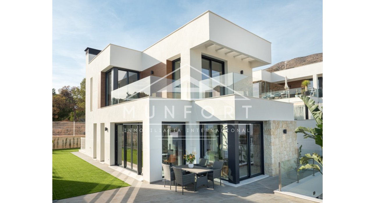 Resale - Luxury Villas -
Finestrat