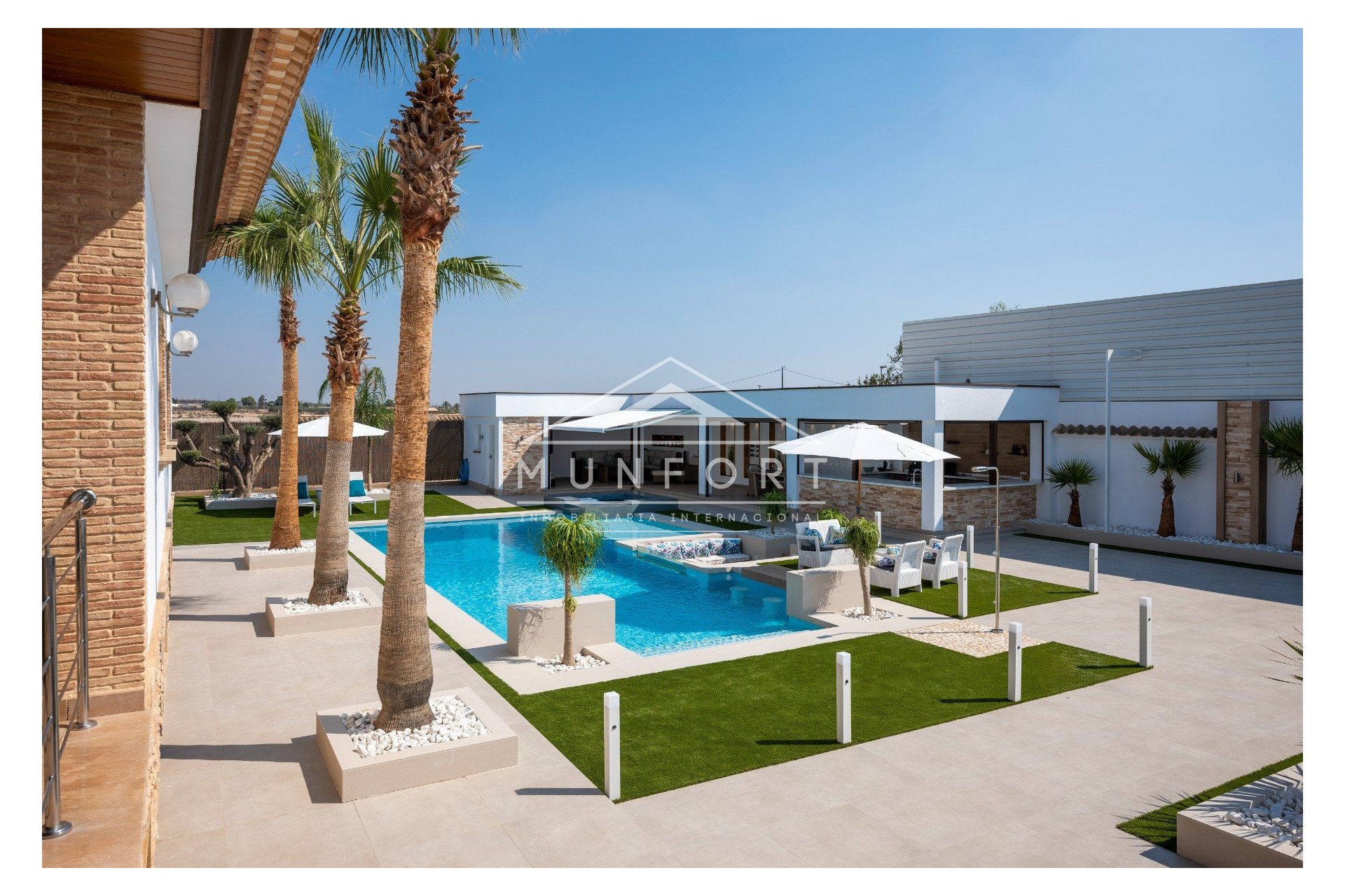 Resale - Luxury Villas -
Murcia - Jerónimo y Avileses