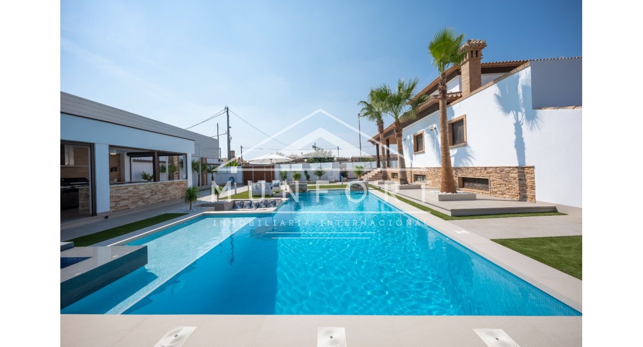 Resale - Luxury Villas -
Murcia - Jerónimo y Avileses