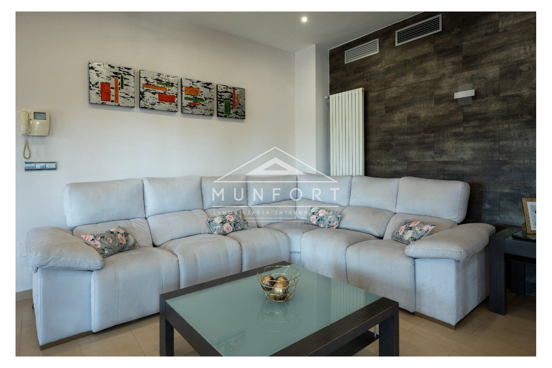 Resale - Luxury Villas -
Murcia - Jerónimo y Avileses