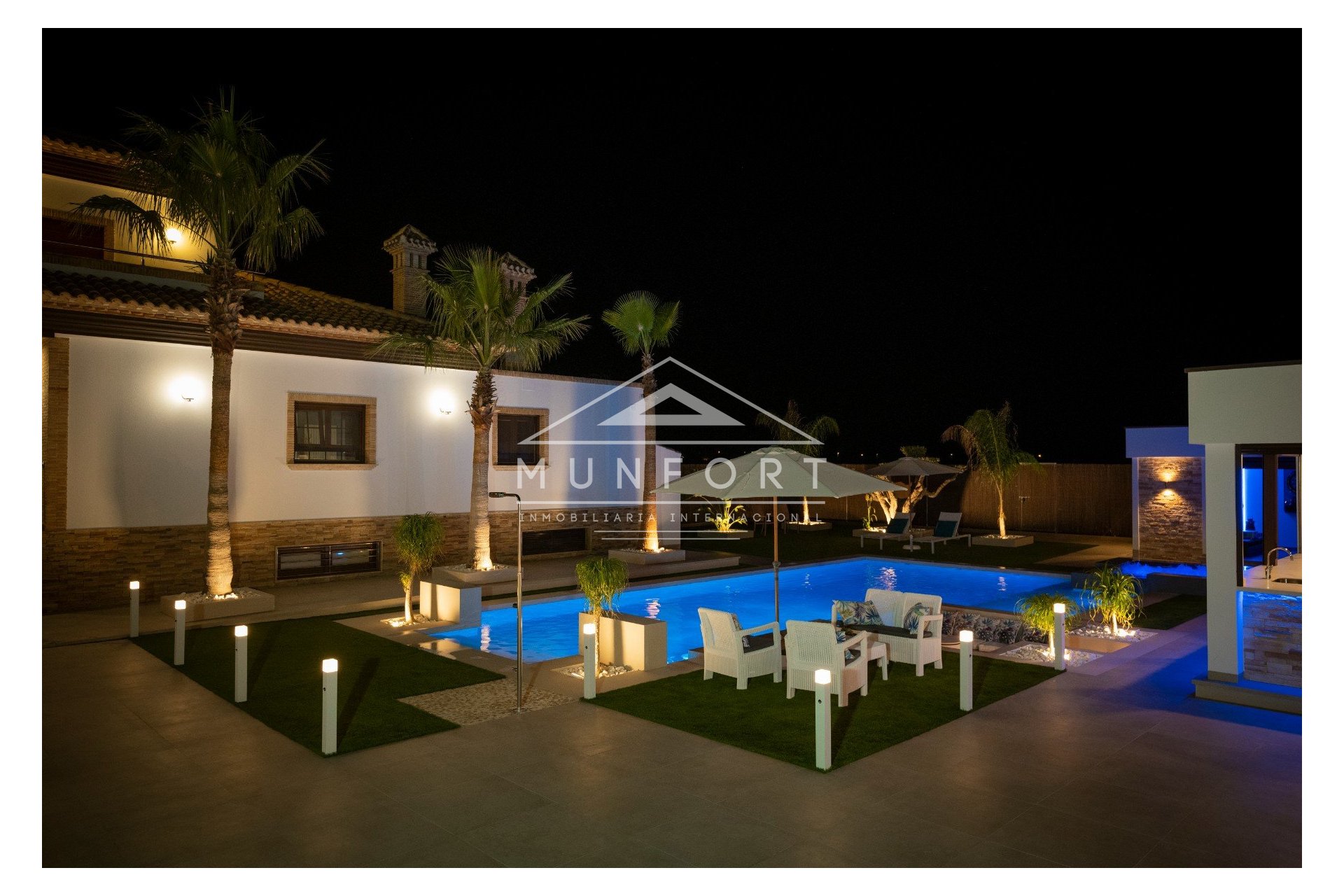 Resale - Luxury Villas -
Murcia - Jerónimo y Avileses