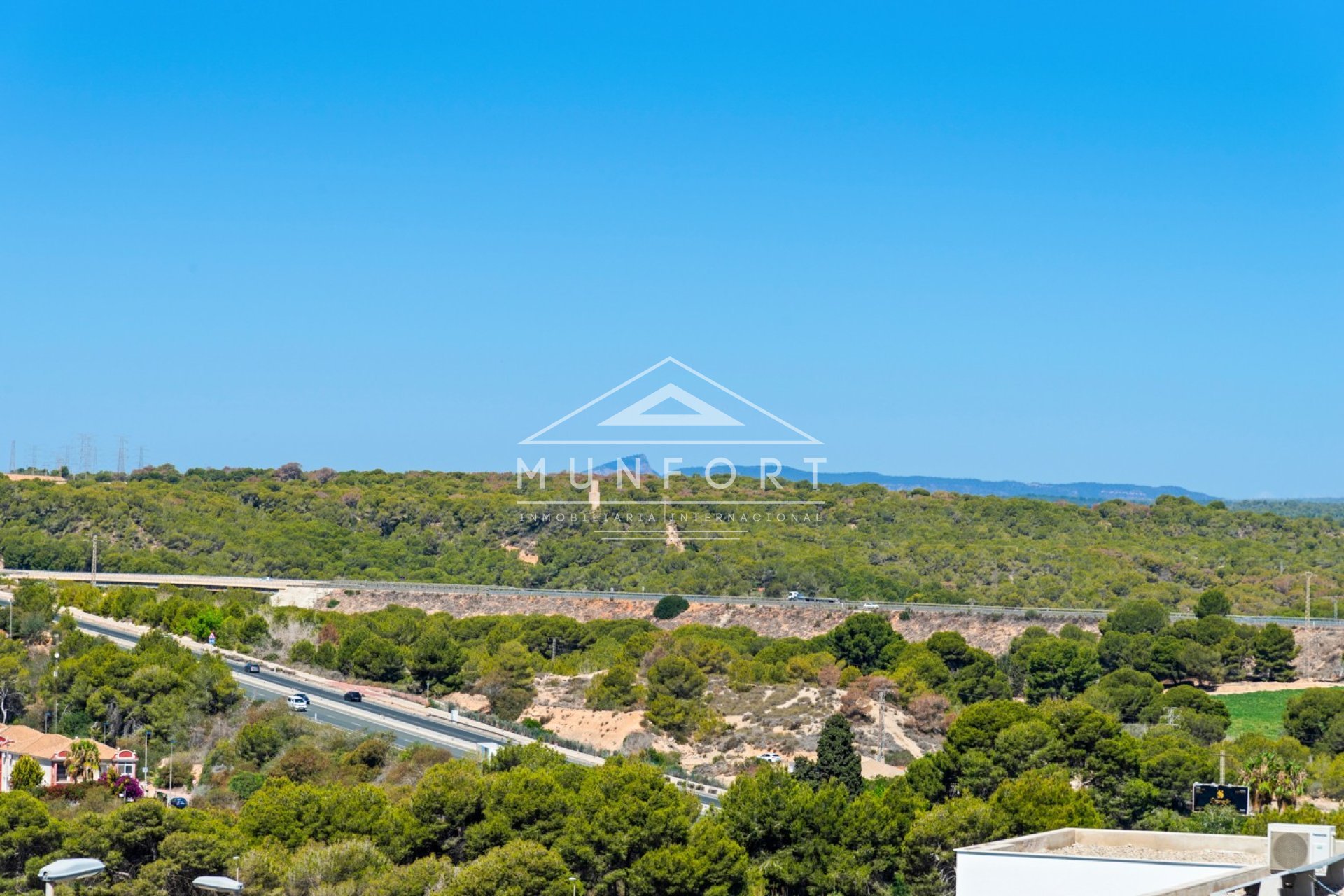 Resale - Luxury Villas -
Orihuela Costa - Aguamarina