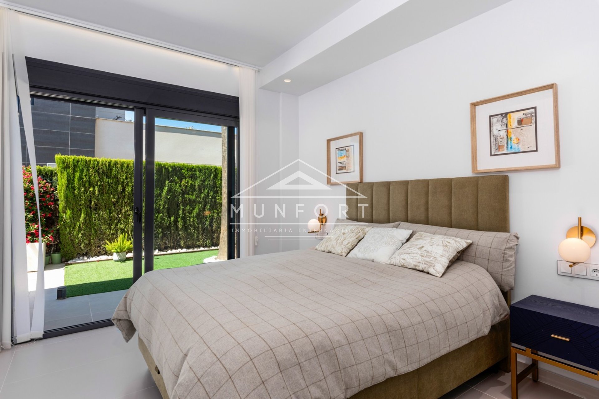 Resale - Luxury Villas -
Orihuela Costa - Aguamarina