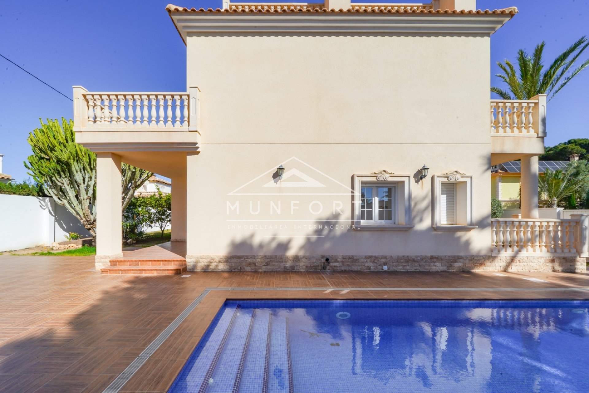 Resale - Luxury Villas -
Orihuela Costa - Cabo Roig