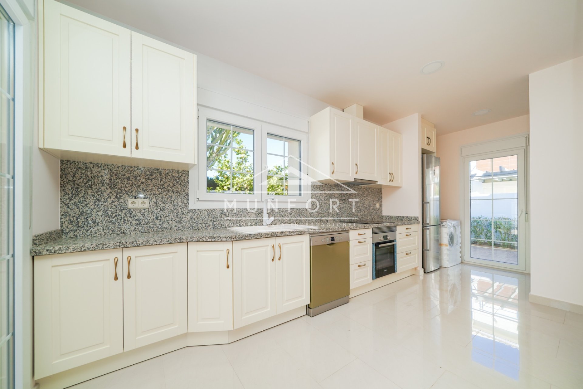 Resale - Luxury Villas -
Orihuela Costa - Cabo Roig