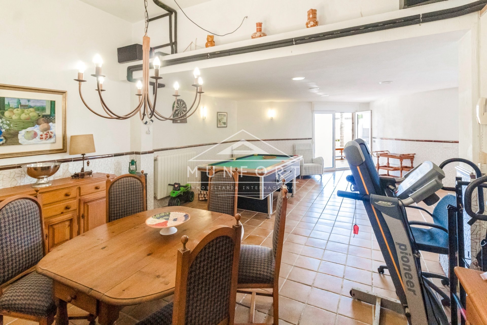 Resale - Luxury Villas -
Orihuela Costa - Dehesa de Campoamor