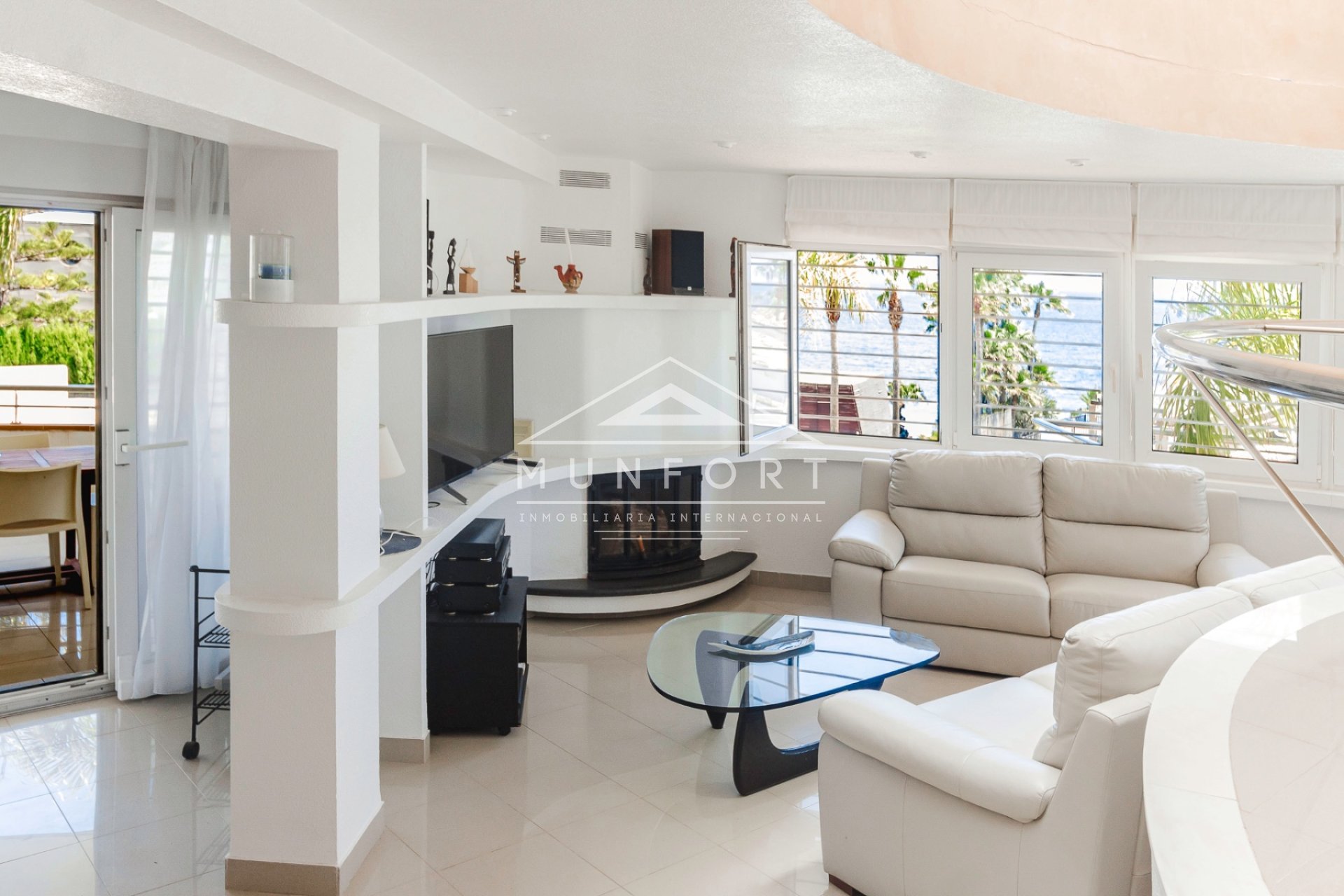 Resale - Luxury Villas -
Orihuela Costa - Dehesa de Campoamor