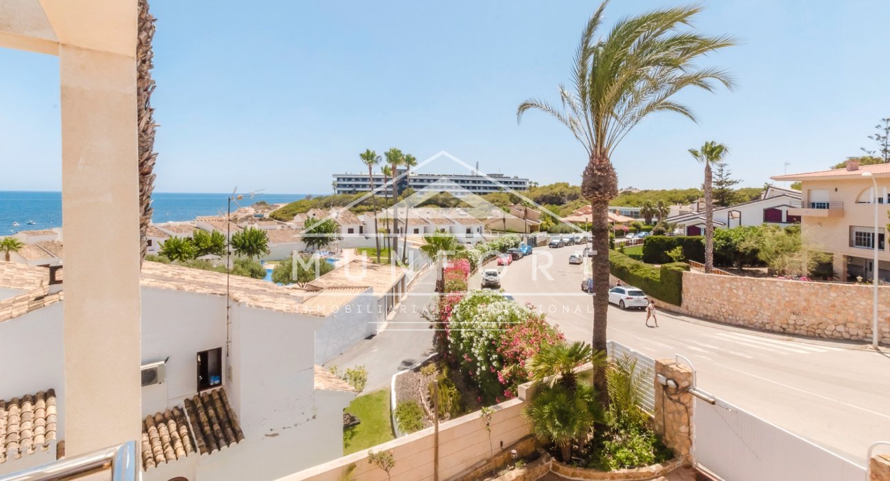 Resale - Luxury Villas -
Orihuela Costa - Dehesa de Campoamor