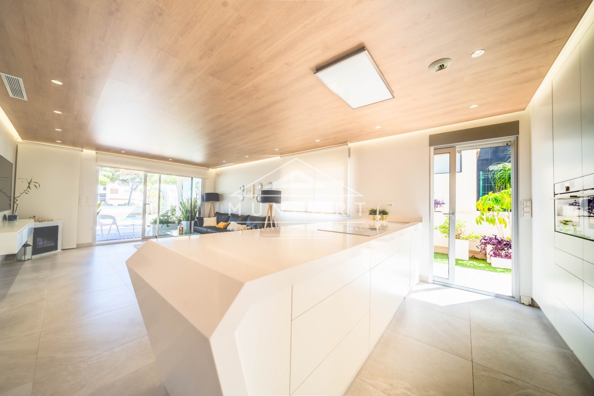 Resale - Luxury Villas -
Orihuela Costa - Dehesa de Campoamor