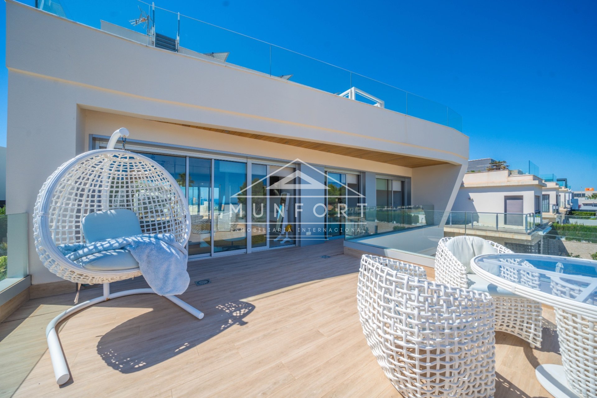 Resale - Luxury Villas -
Orihuela Costa - Dehesa de Campoamor