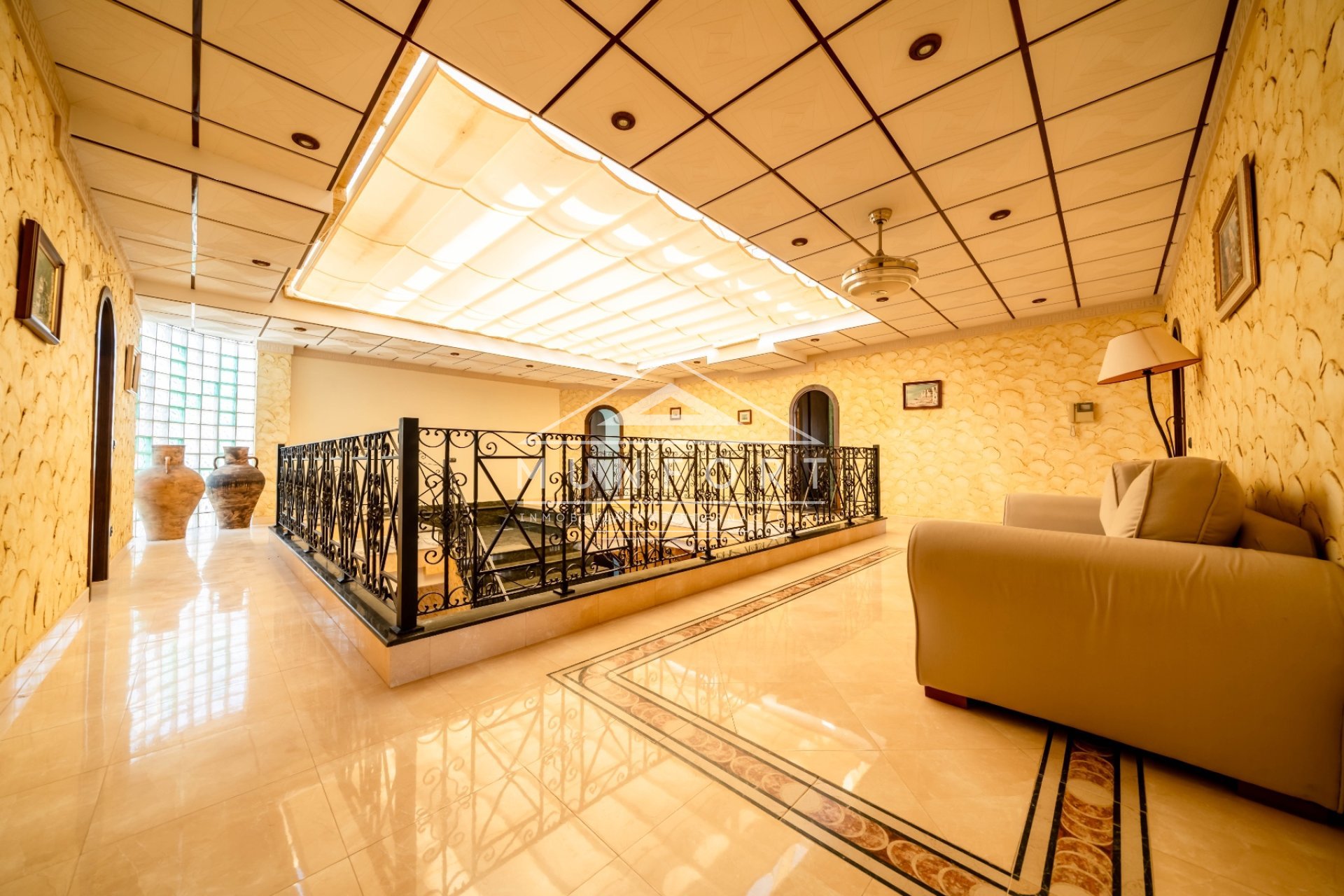Resale - Luxury Villas -
Orihuela Costa - La Zenia