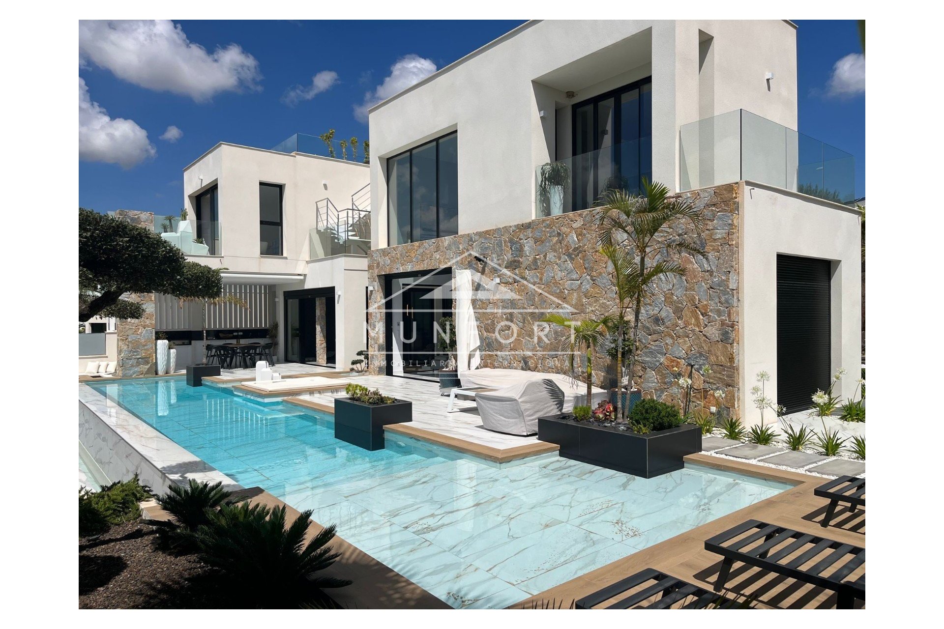 Resale - Luxury Villas -
Orihuela Costa - Las Colinas Golf