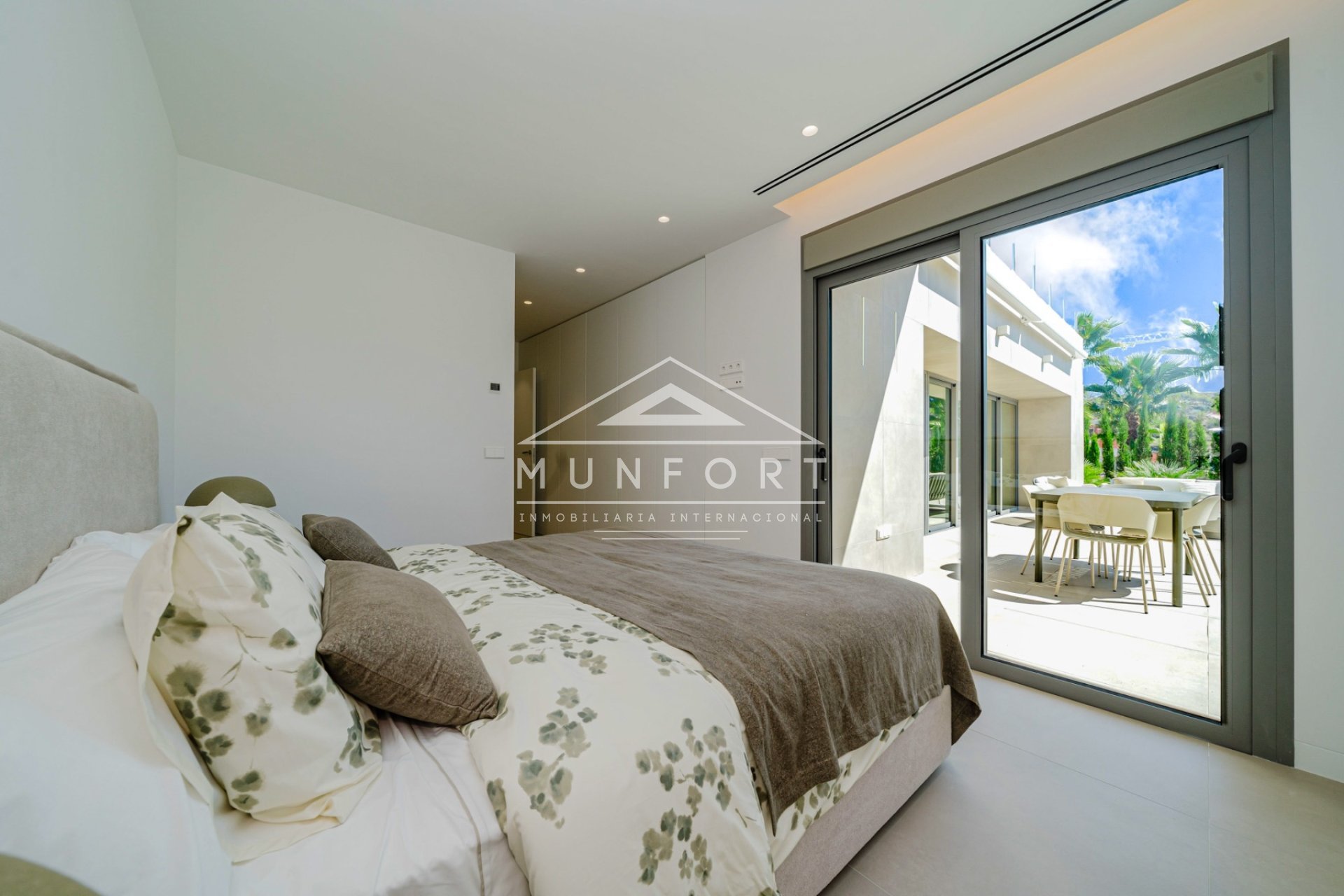 Resale - Luxury Villas -
Orihuela Costa - Las Colinas Golf