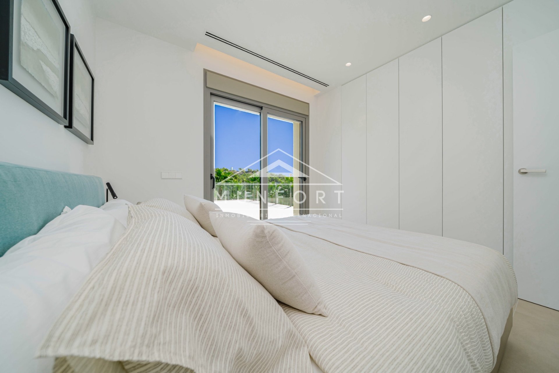 Resale - Luxury Villas -
Orihuela Costa - Las Colinas Golf