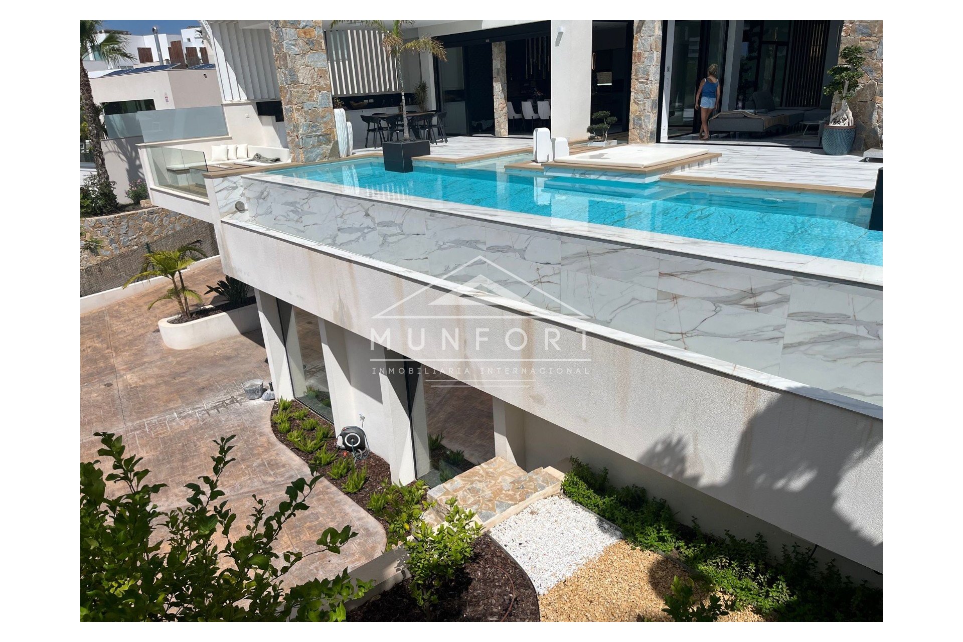 Resale - Luxury Villas -
Orihuela Costa - Las Colinas Golf