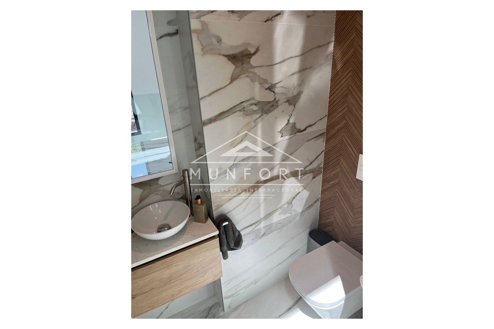 Resale - Luxury Villas -
Orihuela Costa - Las Colinas Golf